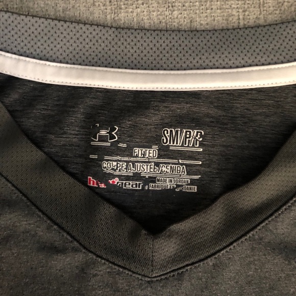 Under Armour fitted basketball/workout tank tops. - Picture 6 of 6